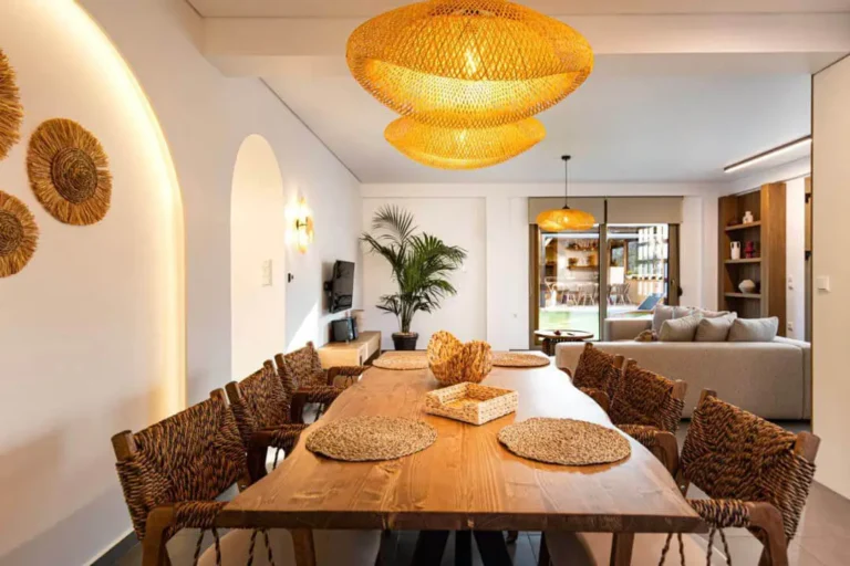 Dining Area Villa Nous Luxury (1)